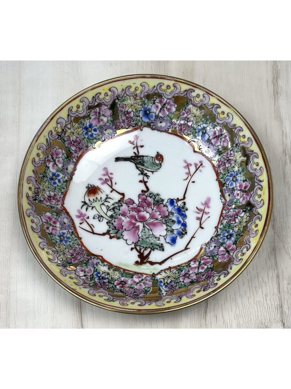 Modern 5.5" Famile Rose Handpainted Porcelain Plate Dish Qianlong Nian Zhi Mark